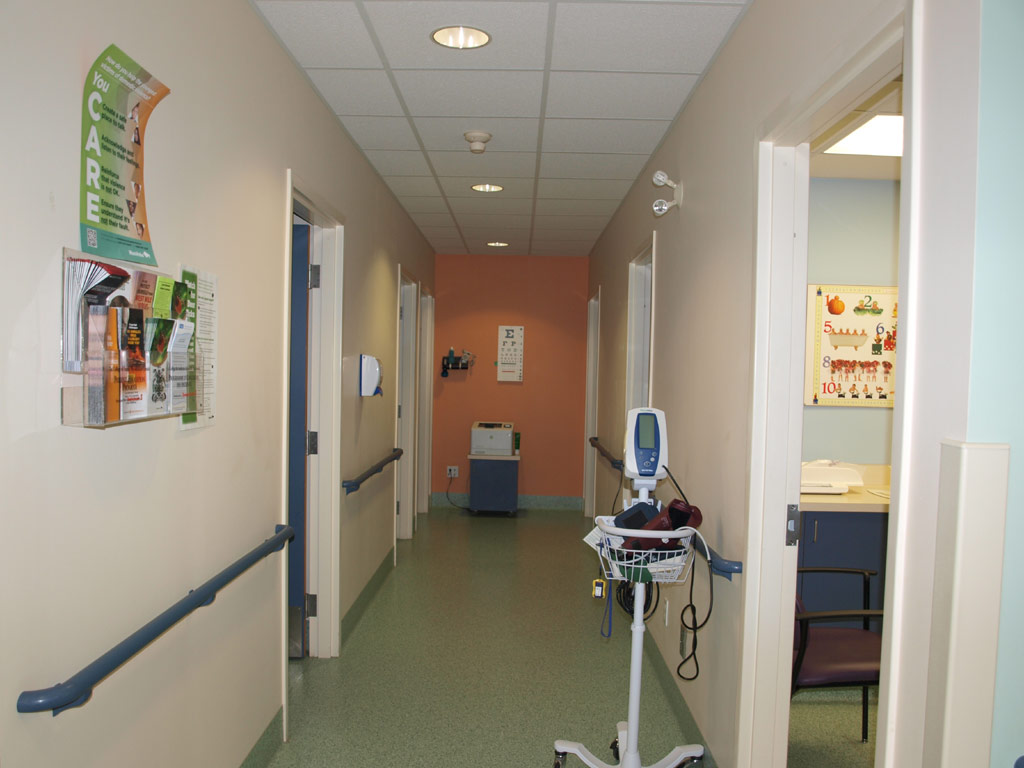 Altona-Clinic---hallway
